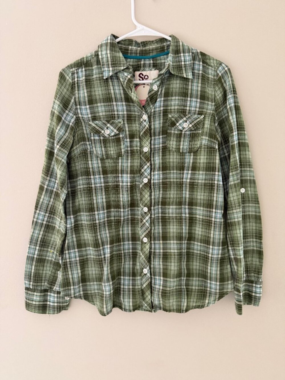 BRAND NEW SO FROM KOHLS GREEN PLAID LONG SLEEVE SHIRT TOP - JUINIOR SIZE MEDIUM